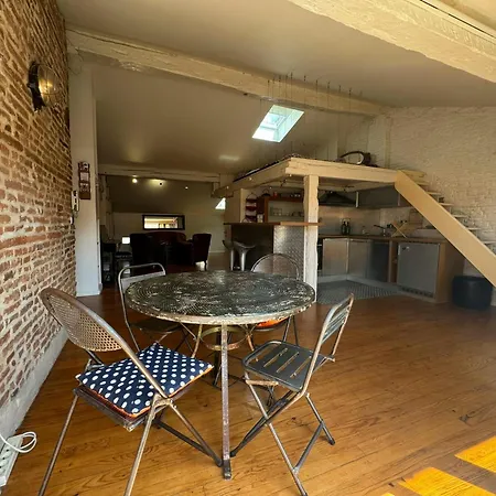 Loft De Charme Climatise Et Sa Terrasse Appartement