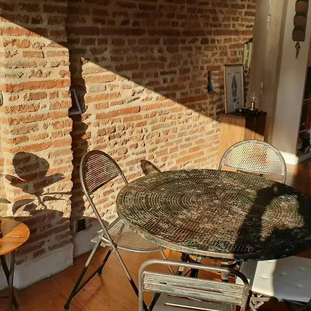 Loft De Charme Saint Cyprien - Clim - Terrasse Апартаменты *