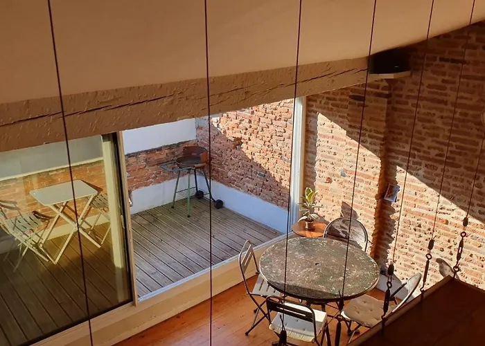 Loft De Charme Climatisé Et Sa Terrasse Appartement *