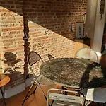 Loft De Charme Saint Cyprien - Clim - Terrasse Apartment *